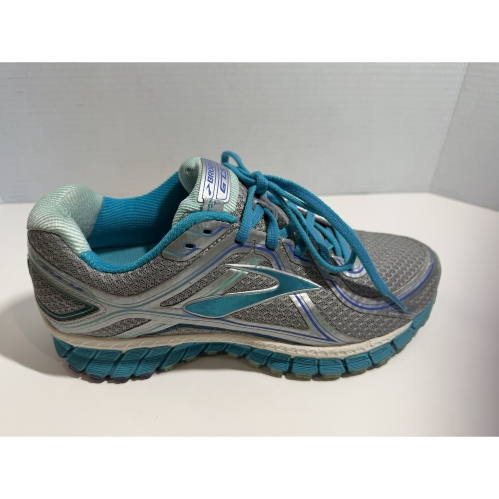 Brooks Adrenaline GTS 16 Women's Running Shoes Gray Aqua Blue Wide D Size 8.5